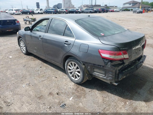 Toyota Camry Xle V6