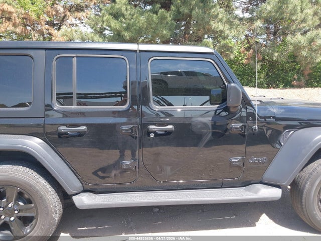 Jeep Wrangler 4-door Sport Altitude 4x4
