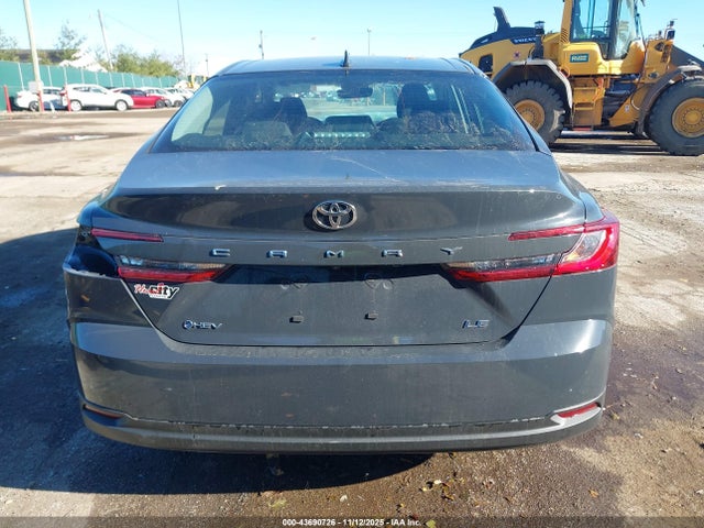 Toyota Camry Le