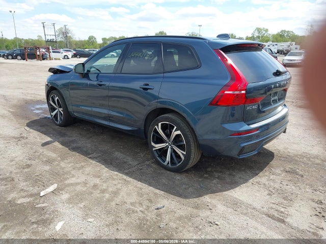 Volvo XC60 B5 Ultimate Dark Theme