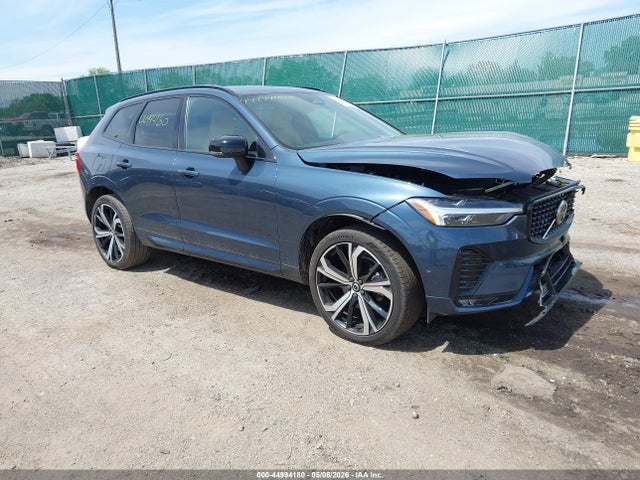 Salvage Volvo XC60 Image