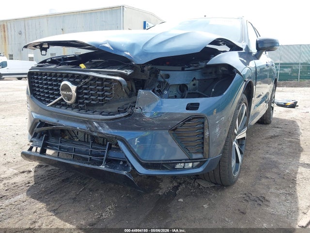 Volvo XC60 B5 Ultimate Dark Theme