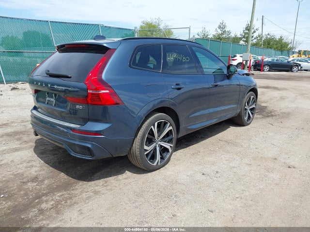 Volvo XC60 B5 Ultimate Dark Theme