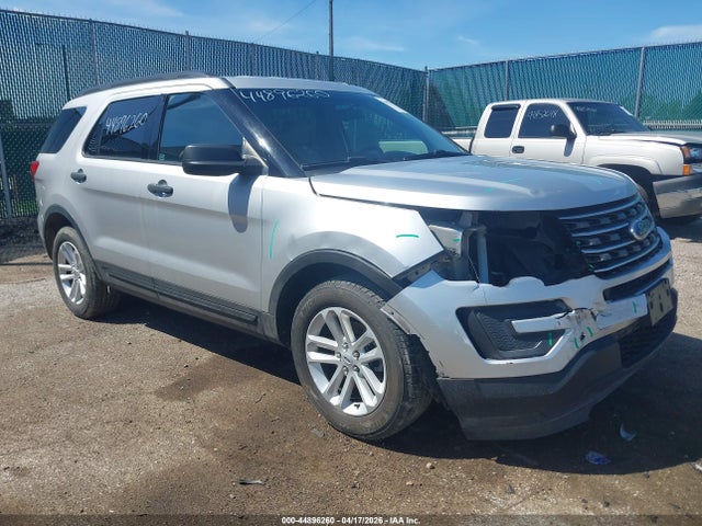 Salvage Ford Explorer Image