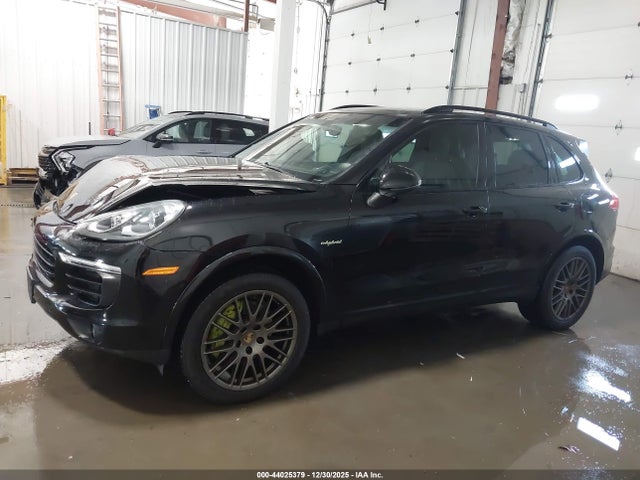 Porsche Cayenne E-hybrid S Platinum Edition