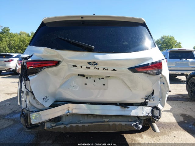 Toyota Sienna Xle