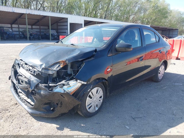 Mitsubishi Mirage Es