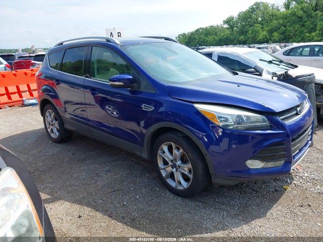 Salvage Ford Escape Image