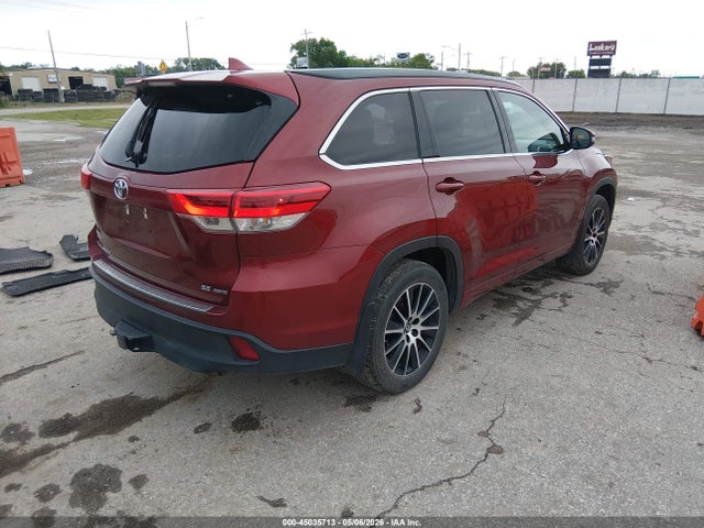 Toyota Highlander Se