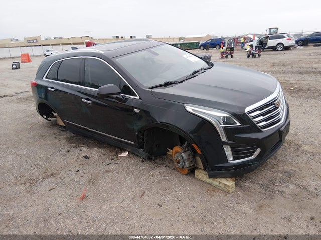 Salvage Cadillac XT5 Image