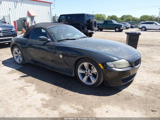 Salvage BMW Z Series Image