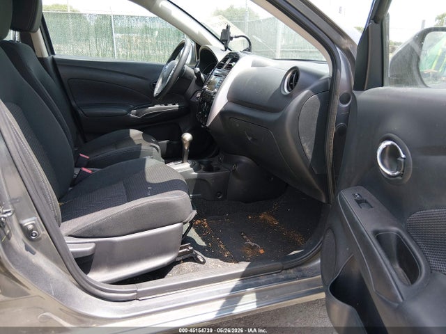 Nissan Versa 1.6 Sv