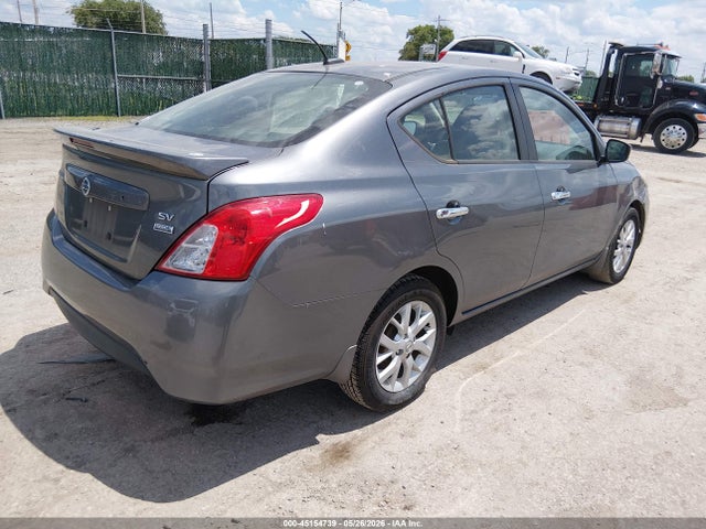 Nissan Versa 1.6 Sv