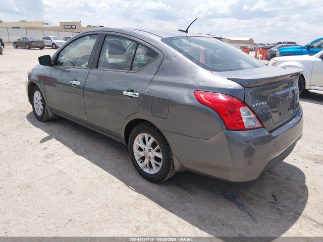 Nissan Versa 1.6 Sv