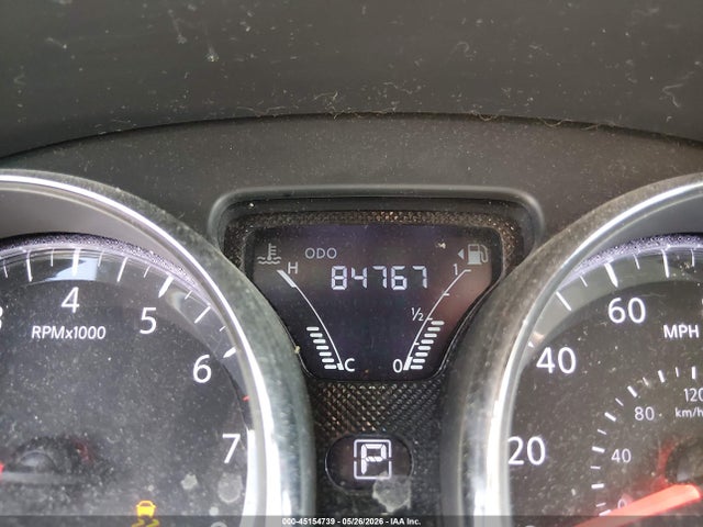 Nissan Versa 1.6 Sv