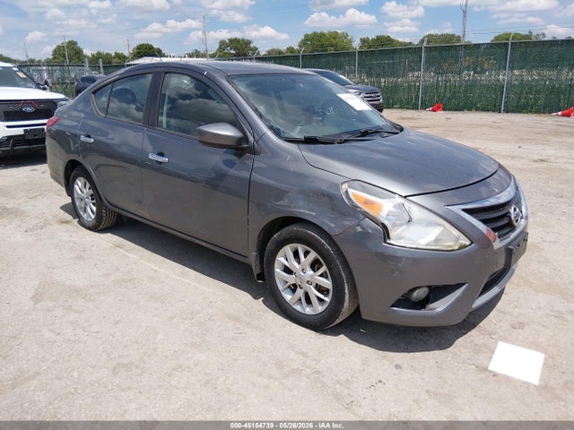 Salvage Nissan Versa Image