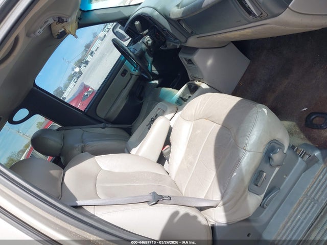 Chevrolet Suburban 1500 Ls