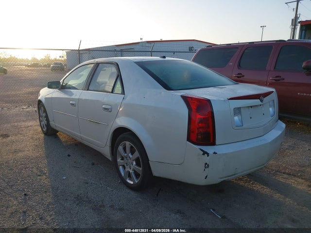 Cadillac CTS Standard