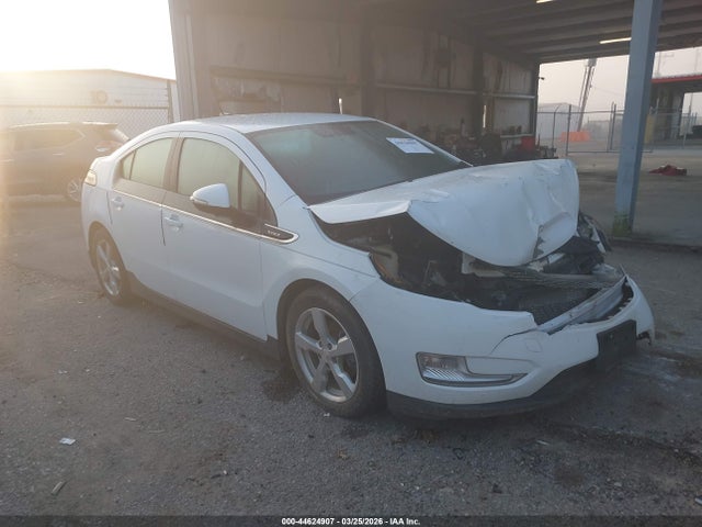 Salvage Chevrolet Volt Image