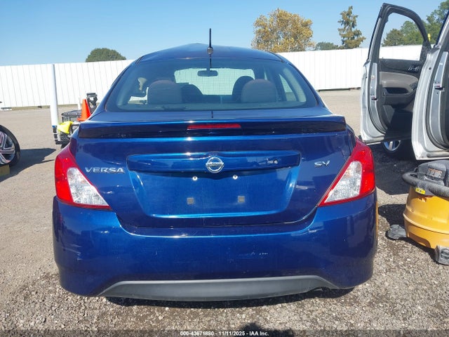 Nissan Versa 1.6 Sv