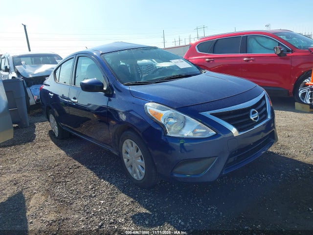Salvage Nissan Versa Image
