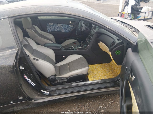 Hyundai Genesis 2.0t Premium