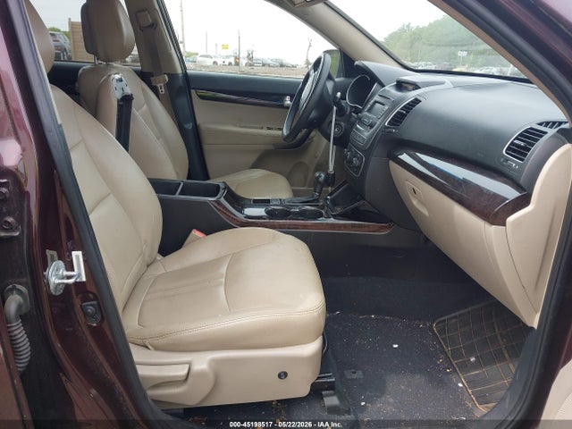 Kia Sorento Lx V6