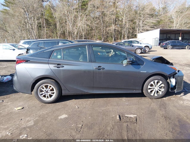 Toyota Prius Le