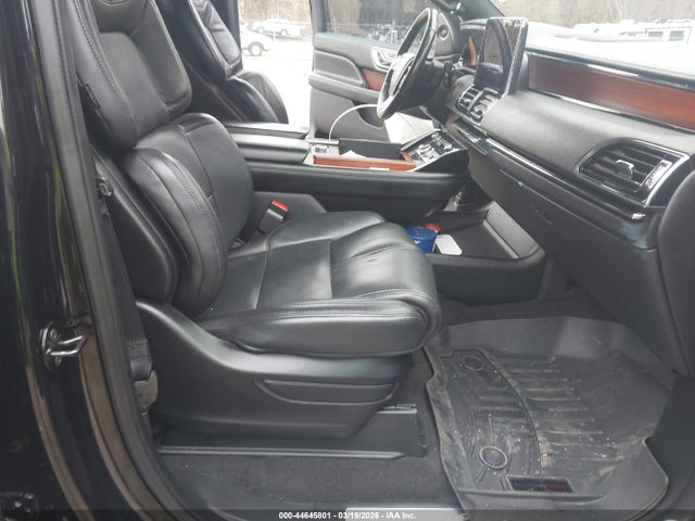Lincoln Navigator Reserve L