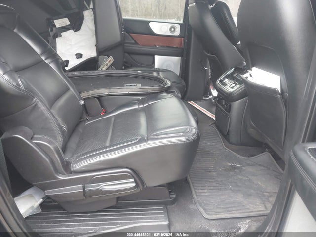Lincoln Navigator Reserve L