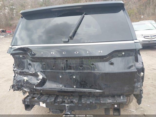 Lincoln Navigator Reserve L