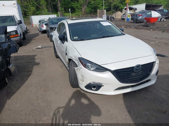 Salvage Mazda Mazda3 Image
