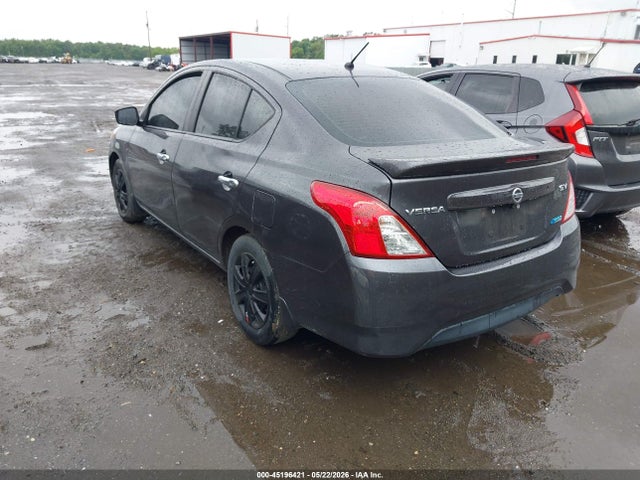 Nissan Versa 1.6 Sv
