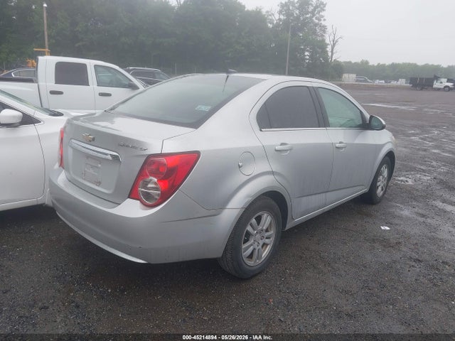 Chevrolet Sonic Lt Auto