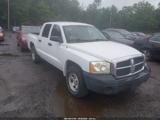 Salvage Dodge Dakota Image
