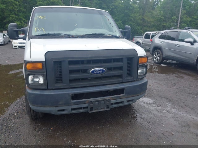 Ford E-250 Commercial