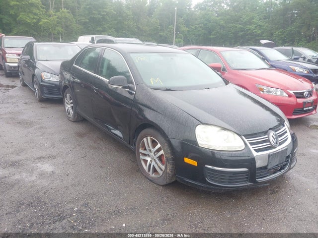 Salvage Volkswagen Jetta Image