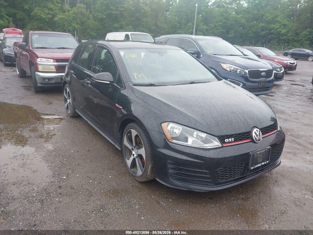 Salvage Volkswagen Golf Image