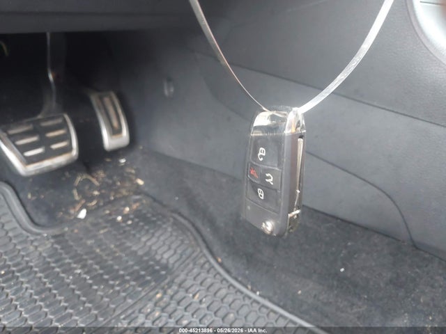 Volkswagen Golf 2.0t Se 4-door