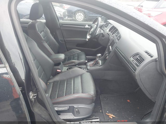 Volkswagen Golf 2.0t Se 4-door