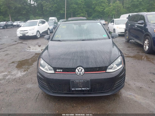 Volkswagen Golf 2.0t Se 4-door