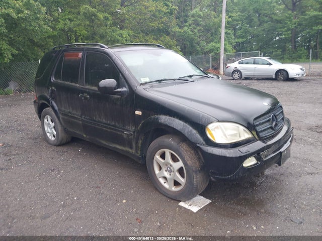 Salvage Mercedes-Benz M-Class Image