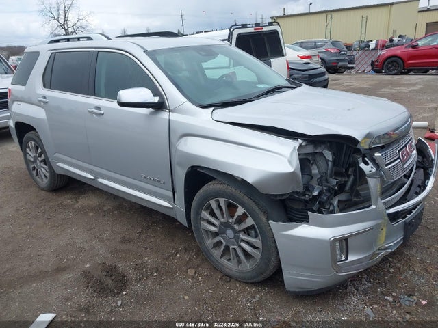 Salvage GMC Terrain Image