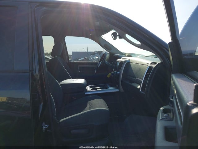 Ram 1500 Big Horn  4x4 5'7 Box