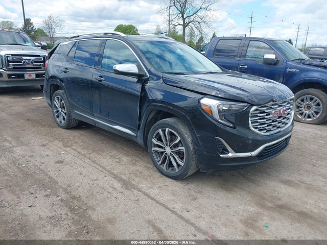Salvage GMC Terrain Image