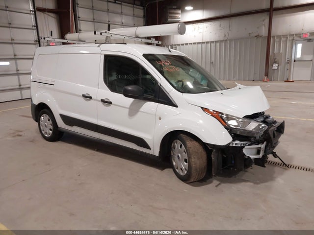 Salvage Ford Transit Image