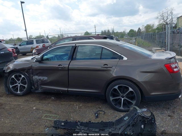 Ford Taurus Sel