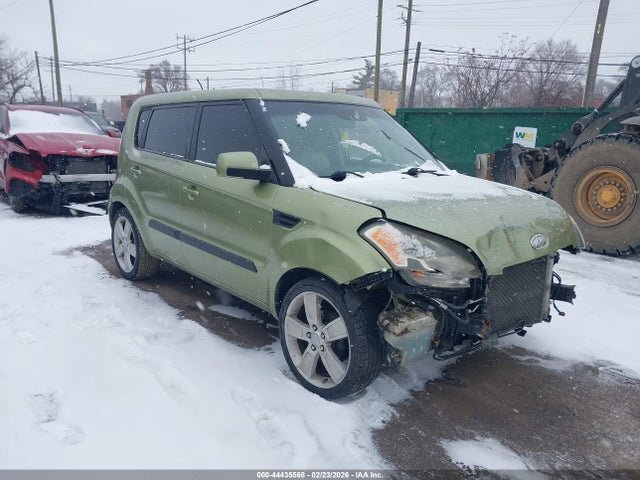 Salvage Kia Soul Image