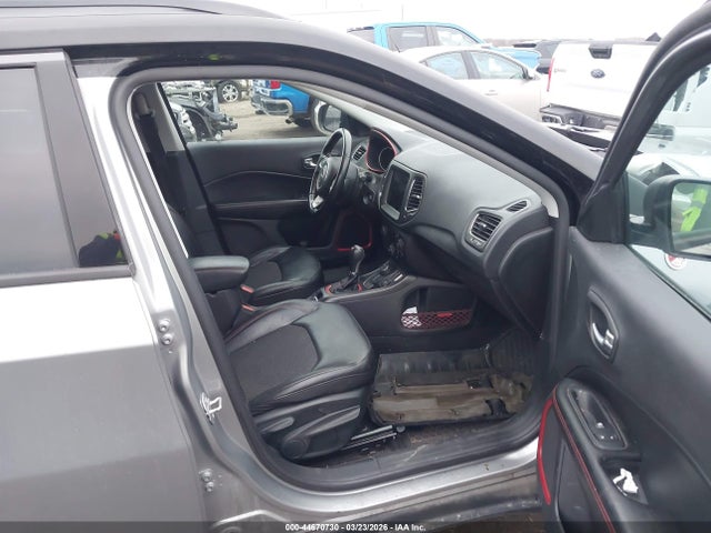 Jeep Compass Trailhawk 4x4