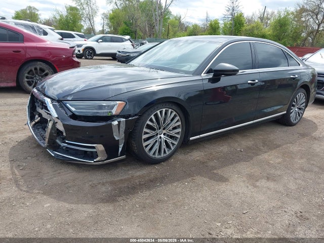 Audi A8 55